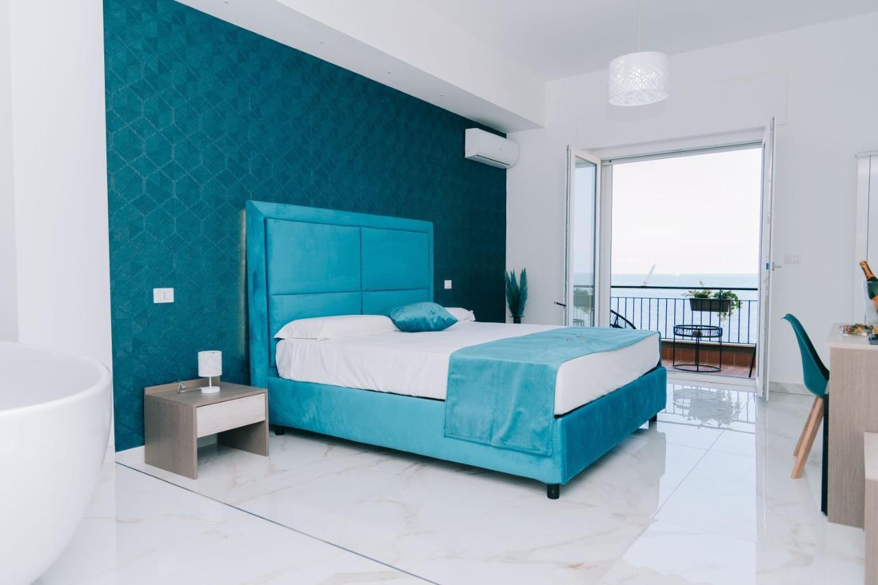 Frontemare Suite Castellammare di Stabia Zewnętrze zdjęcie