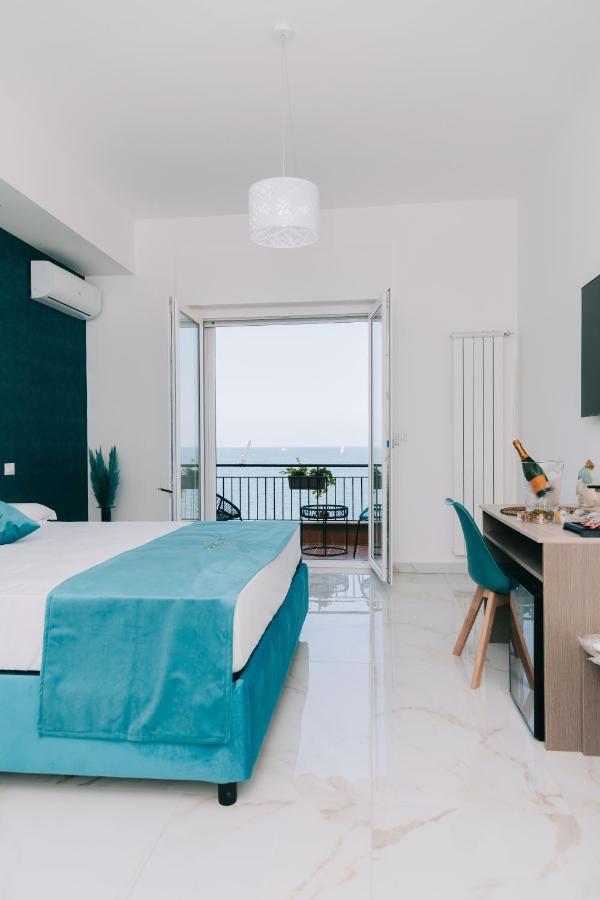 Frontemare Suite Castellammare di Stabia Zewnętrze zdjęcie