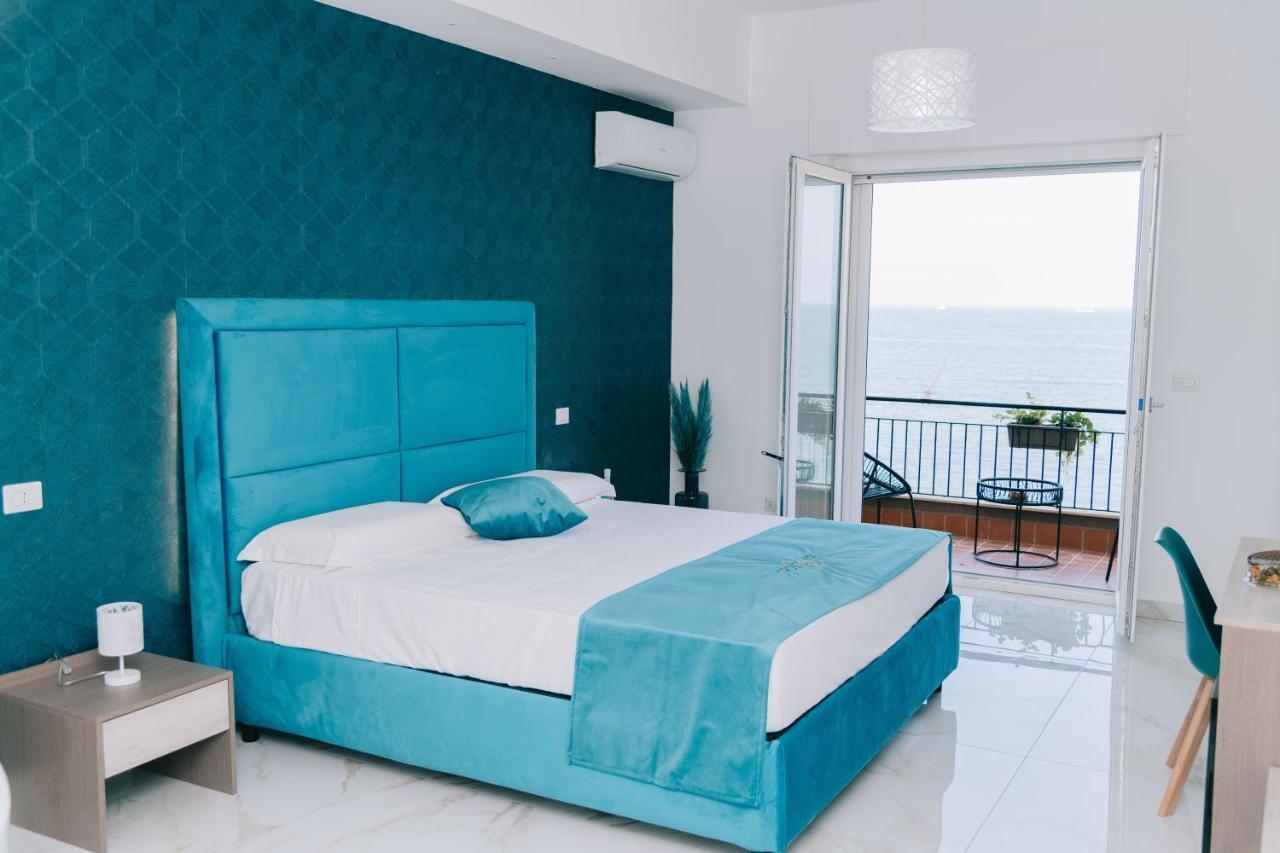 Frontemare Suite Castellammare di Stabia Zewnętrze zdjęcie